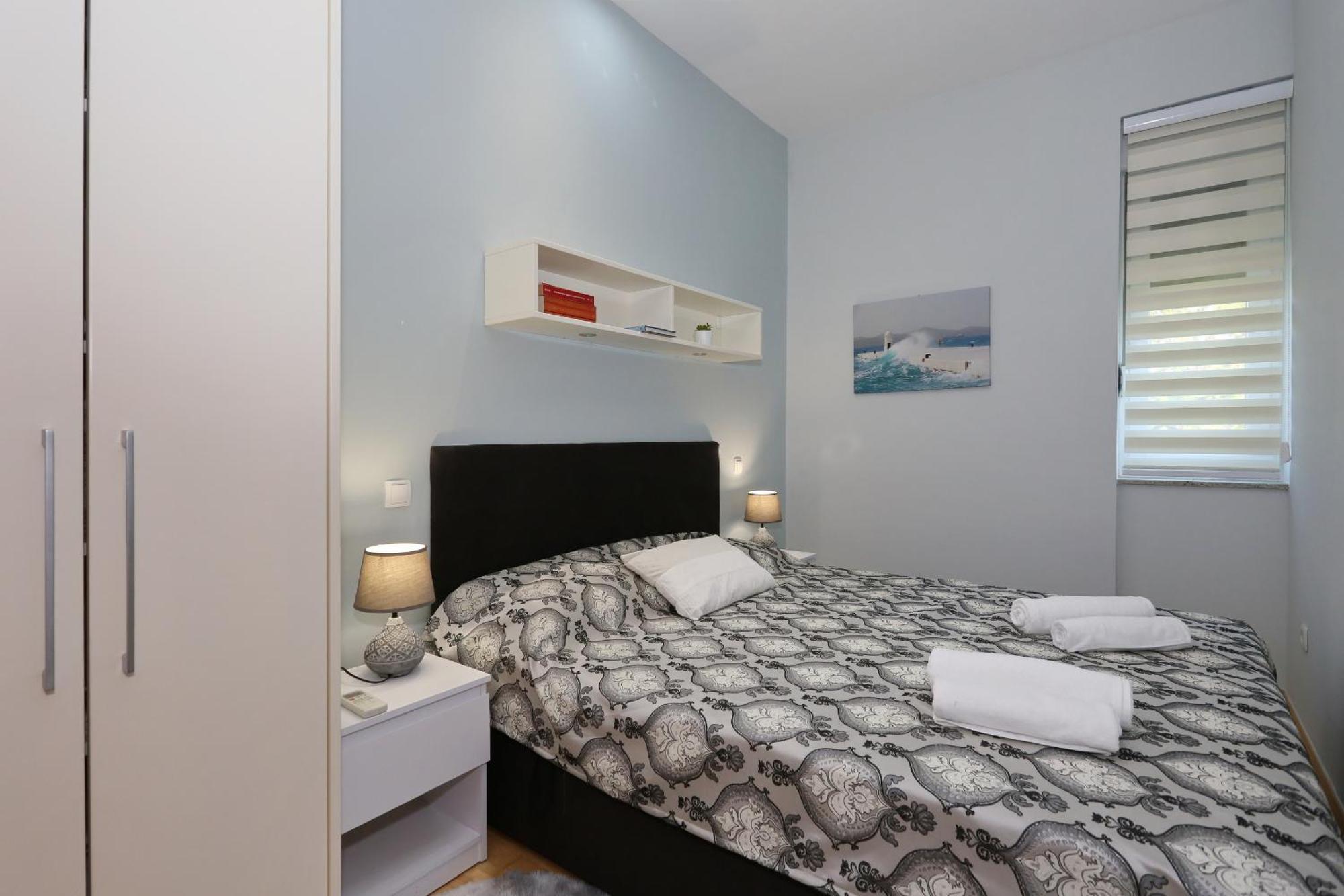 Apartment Ksenija Zara Esterno foto